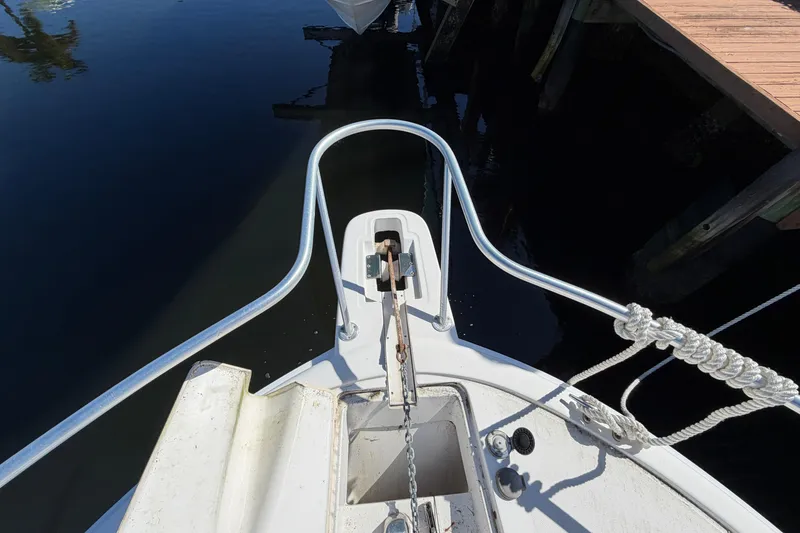 Slide: The Image of Bow view of 2007 Luhrs 28 Open boat with anchor and ropes. - 19