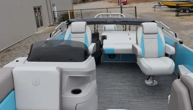 Slide: The Image of Godfrey SWEETWATER 2286 SFL W/150HP 2025 - 10