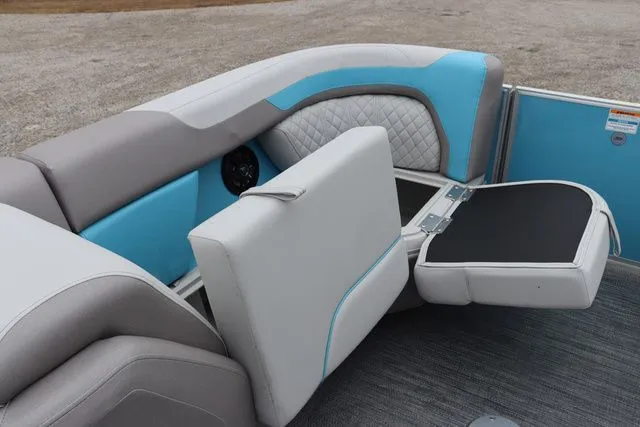 Slide: The Image of Godfrey SWEETWATER 2286 SFL W/150HP 2025 - 17