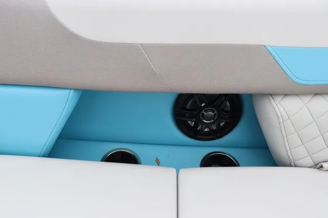 Slide: The Image of Godfrey SWEETWATER 2286 SFL W/150HP 2025 - 19