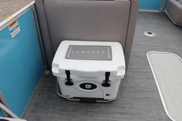 Slide: The Image of Godfrey SWEETWATER 2286 SFL W/150HP 2025 - 26