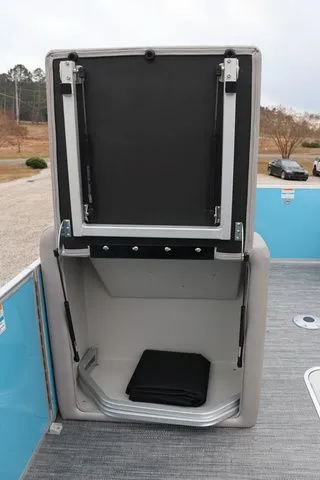 Slide: The Image of Godfrey SWEETWATER 2286 SFL W/150HP 2025 - 28