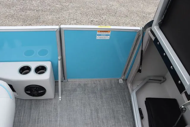 Slide: The Image of Godfrey SWEETWATER 2286 SFL W/150HP 2025 - 29