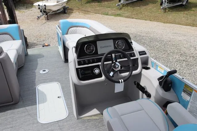 Slide: The Image of Godfrey SWEETWATER 2286 SFL W/150HP 2025 - 44