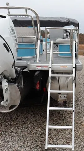 Slide: The Image of Godfrey SWEETWATER 2286 SFL W/150HP 2025 - 7