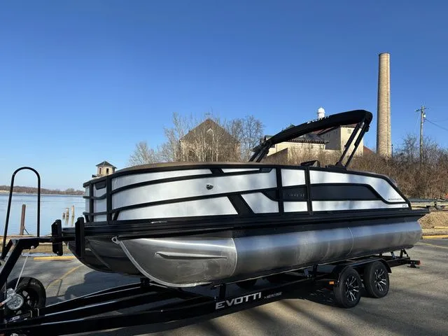 Slide: The Image of Evotti 521QL 2026 - 7