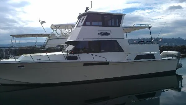 Slide: The Image of Uniflite 48 Motor Yacht 1972 - 0