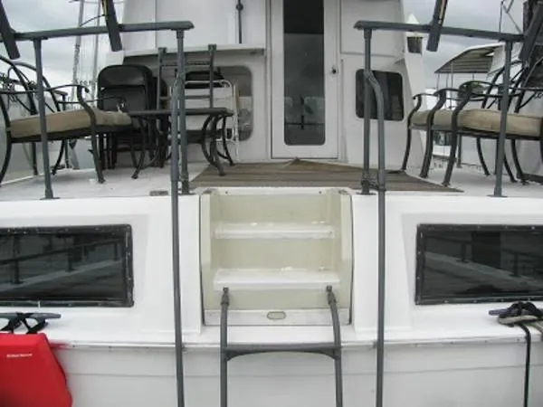 Slide: The Image of Uniflite 48 Motor Yacht 1972 - 4