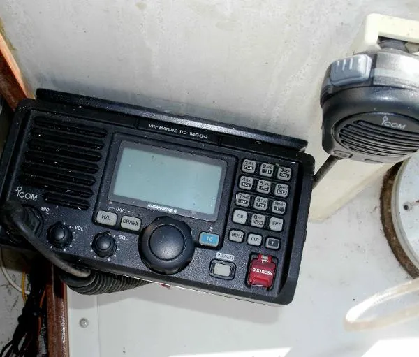 Slide: The Image of Uniflite 48 Yacht Fisherman 1982 - 11