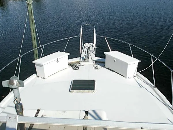 Slide: The Image of Uniflite 48 Yacht Fisherman 1982 - 5
