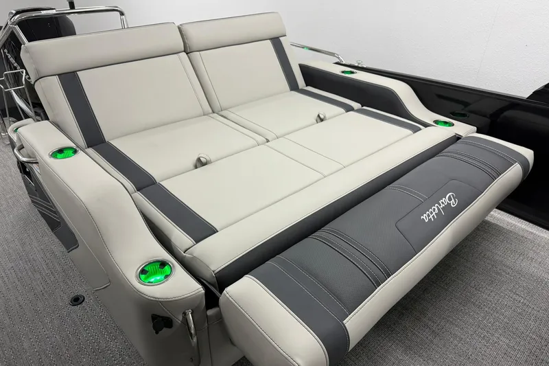 Slide: The Image of 2026 Barletta CORSA 25UC boat interior with luxurious seating and cup holders. - 18