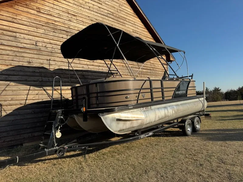 Slide: The Image of Trifecta 21 RFS SS 2019 - 11