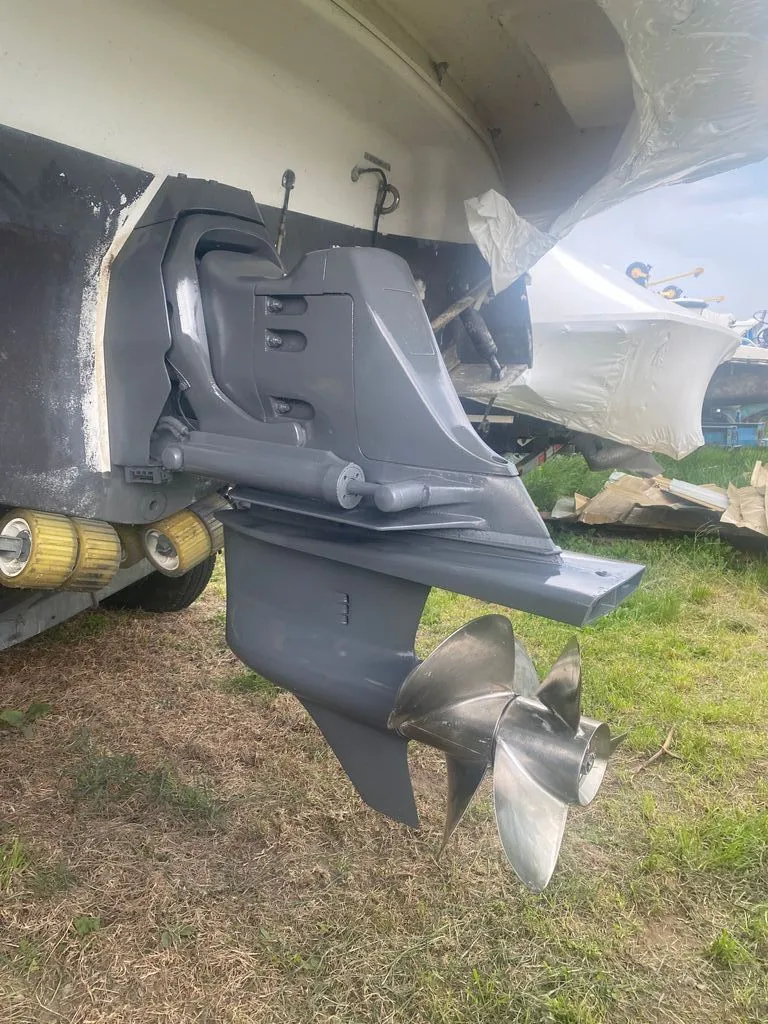 Slide: The Image of Four Winns 268 Vista 2005 - 6