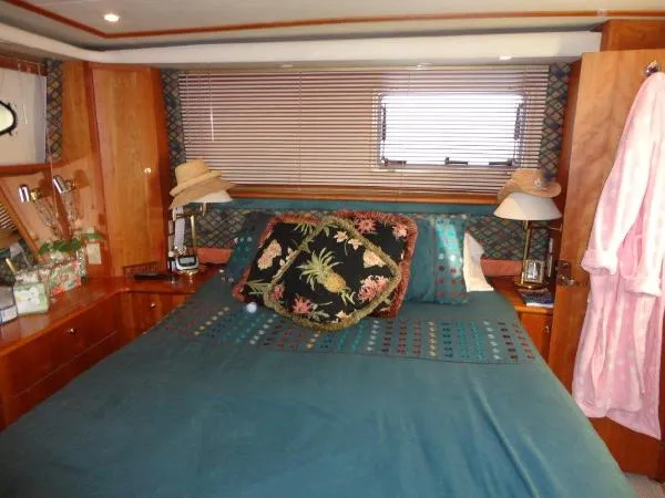 Slide: The Image of Silverton 453 Aft Cabin Motoryacht BR9079 1999 - 6