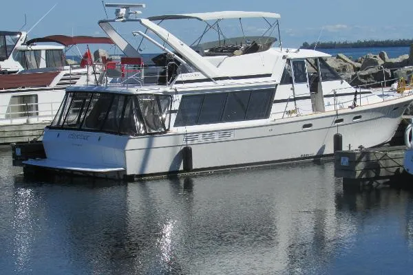 Slide: The Image of Bayliner 4588 Pilothouse MY 1990 - 3