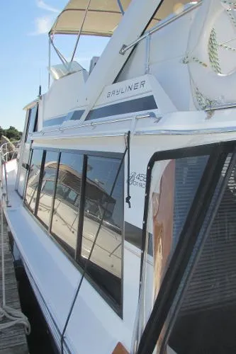 Slide: The Image of Bayliner 4588 Pilothouse MY 1990 - 6