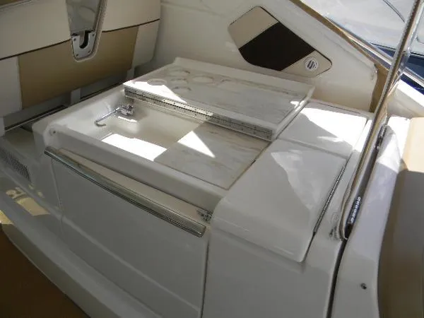 Slide: The Image of Tiara 3600 Coronet 2014 - 5