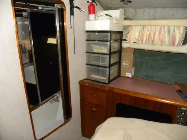 Slide: The Image of Bayliner 38 MOTOR YACHT 1986 - 8