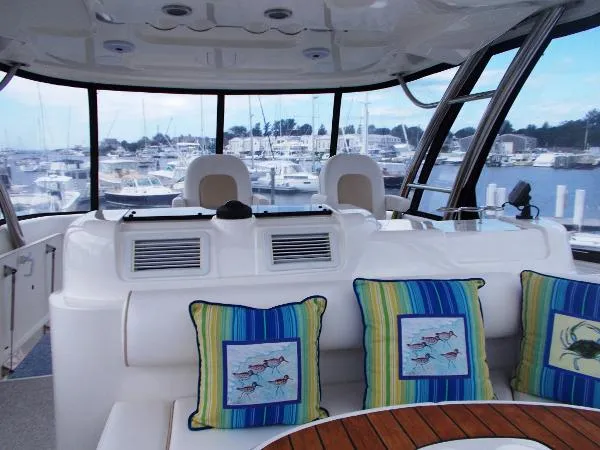 Slide: The Image of Sea Ray 580 Sedan Bridge 2010 - 4
