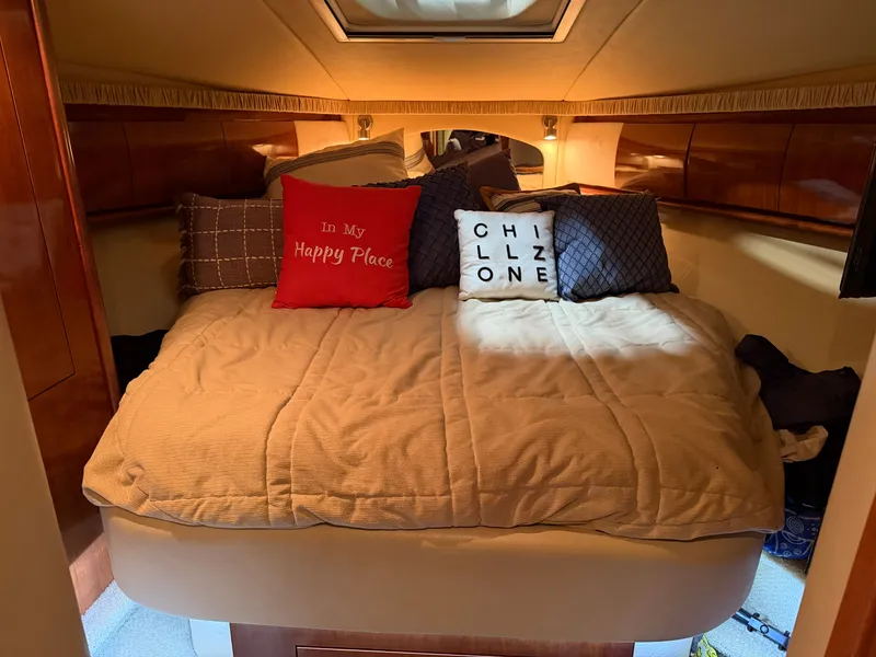 Slide: The Image of Sea Ray 44 Sundancer 2006 - 31