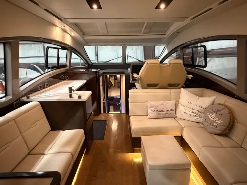 Slide: The Image of Sea Ray Sundancer 400 2017 - 16