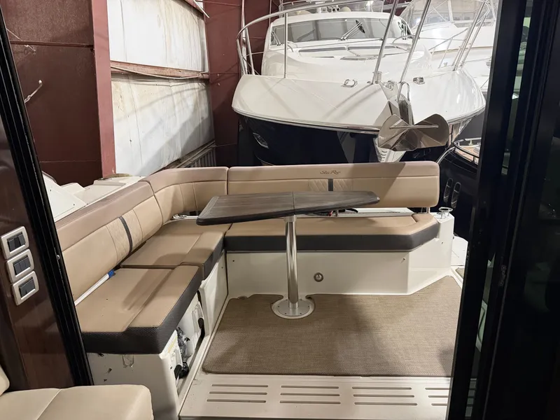 Slide: The Image of Sea Ray Sundancer 400 2017 - 3