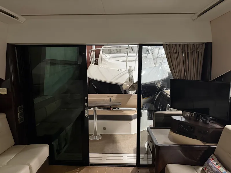 Slide: The Image of Sea Ray Sundancer 400 2017 - 7