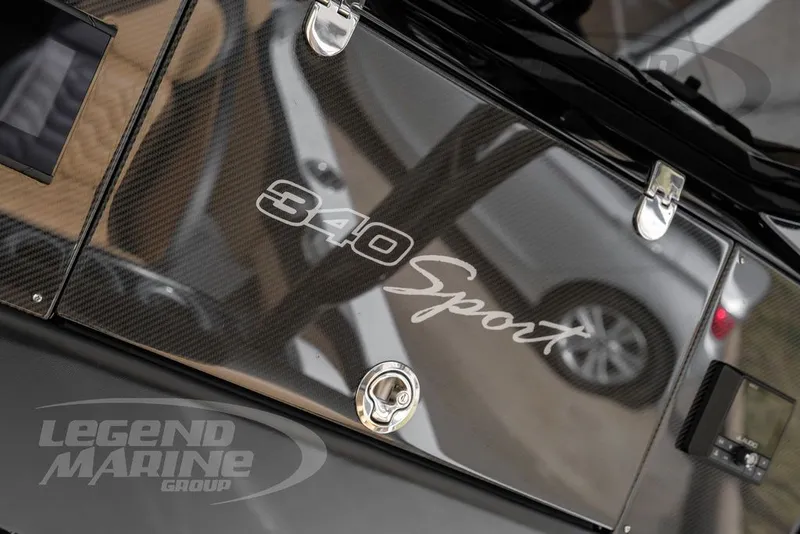 Slide: The Image of Nor-Tech 340 Sport Center Console 2026 - 19