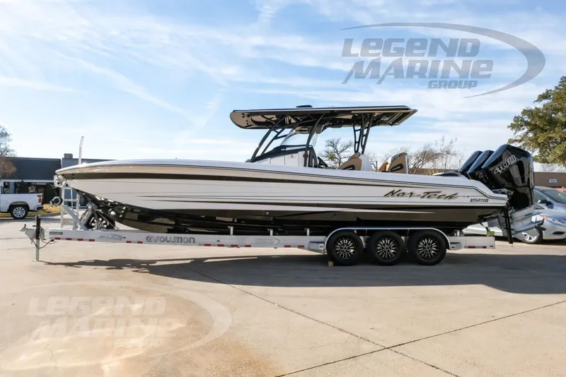 Slide: The Image of Nor-Tech 340 Sport Center Console 2026 - 5