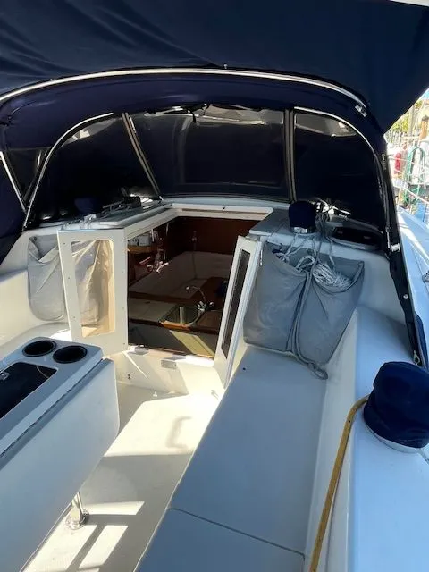 Slide: The Image of Catalina 36 MkII 2000 - 29