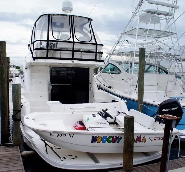Slide: The Image of Sea Ray 52 Sedan Bridge 2008 - 3