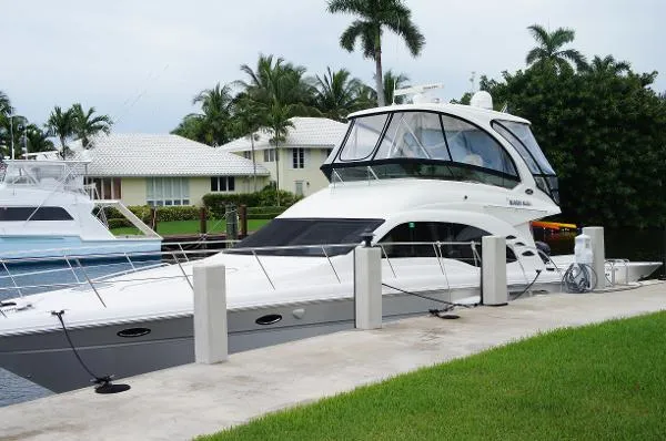 Slide: The Image of Sea Ray 52 Sedan Bridge 2008 - 4