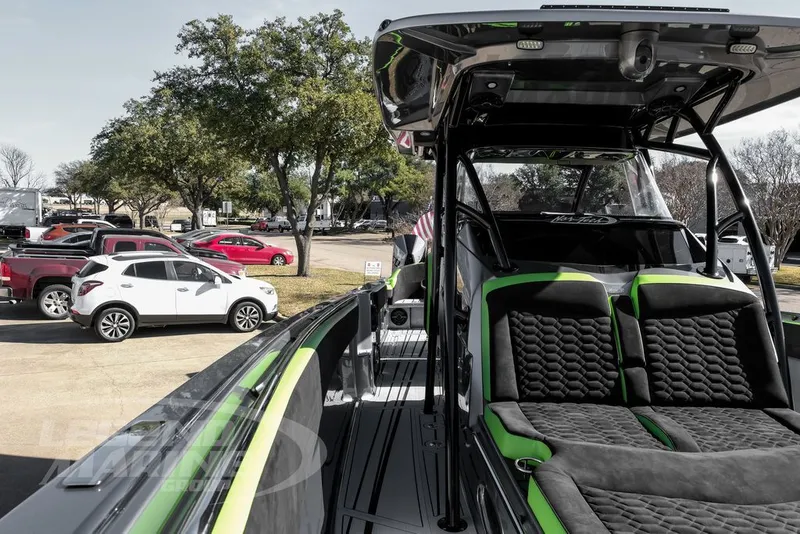 Slide: The Image of Nor-Tech 390 Sport Center Console 2026 - 39