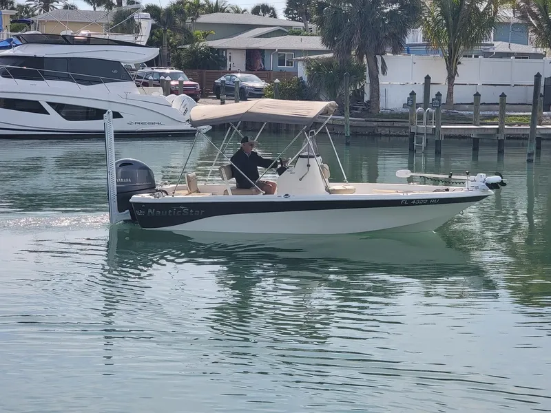 The Image of NauticStar 1810 NauticBay 2018 - 1