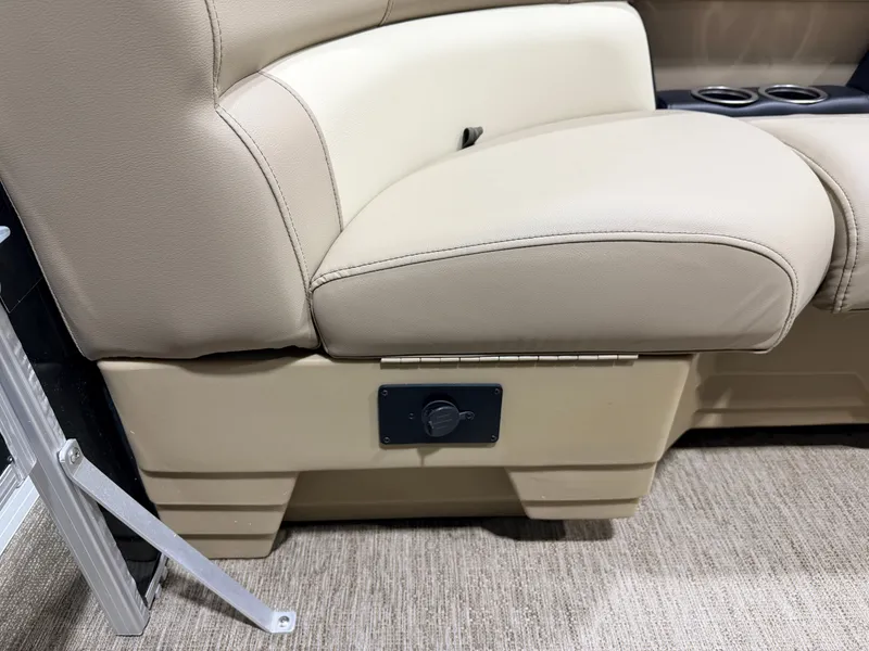 Slide: The Image of Starcraft LX 20 Fish & Cruise Pontoon 2022 - 11