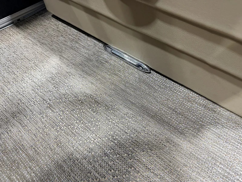 Slide: The Image of Starcraft LX 20 Fish & Cruise Pontoon 2022 - 39