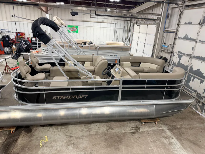 Slide: The Image of Starcraft LX 20 Fish & Cruise Pontoon 2022 - 4