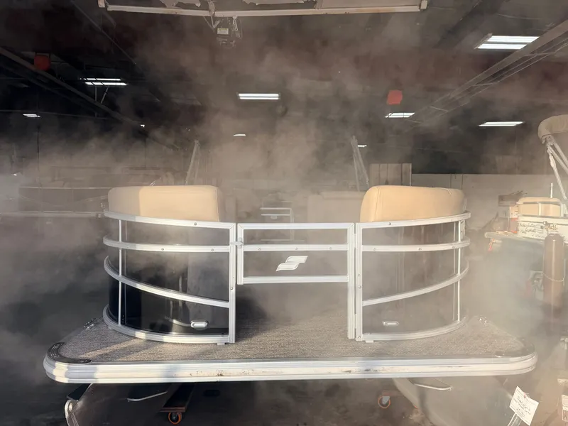 Slide: The Image of Starcraft LX 20 Fish & Cruise Pontoon 2022 - 53