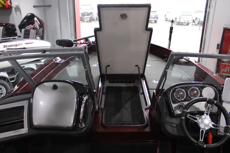 Slide: The Image of Ranger 620 VS 2015 - 11