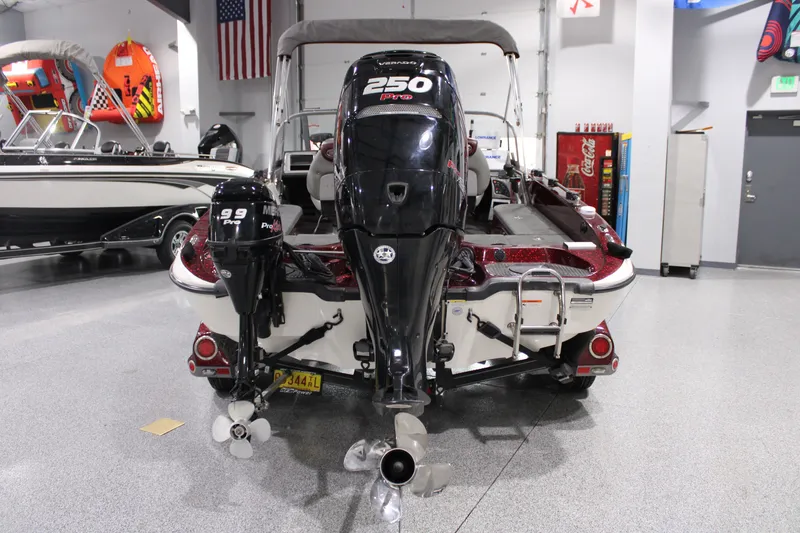 Slide: The Image of Ranger 620 VS 2015 - 4