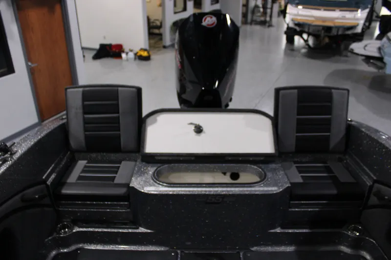 Slide: The Image of Ranger 2080 MS 2023 - 7