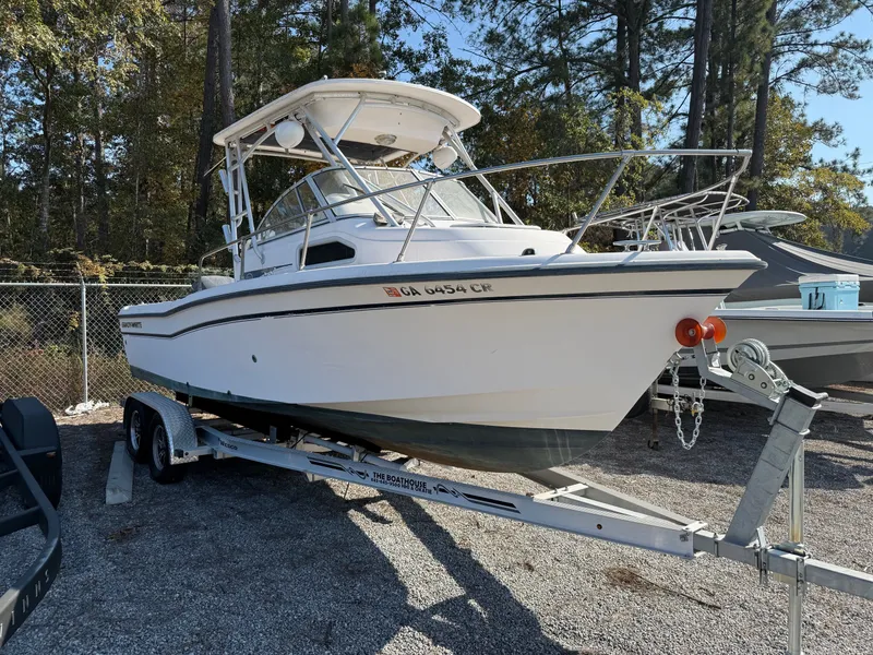 Slide: The Image of Grady-White Seafarer 226 2003 - 4