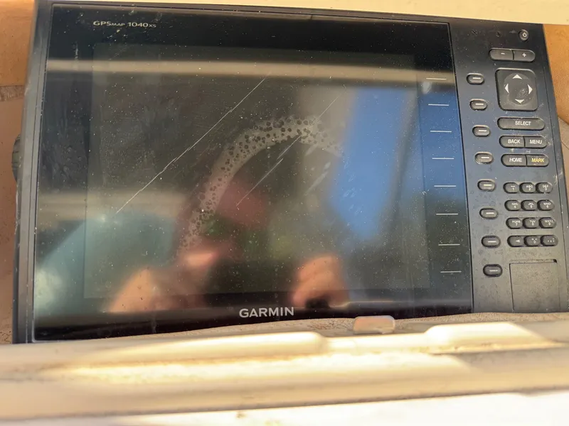 Slide: The Image of Grady-White Seafarer 226 2003 - 7