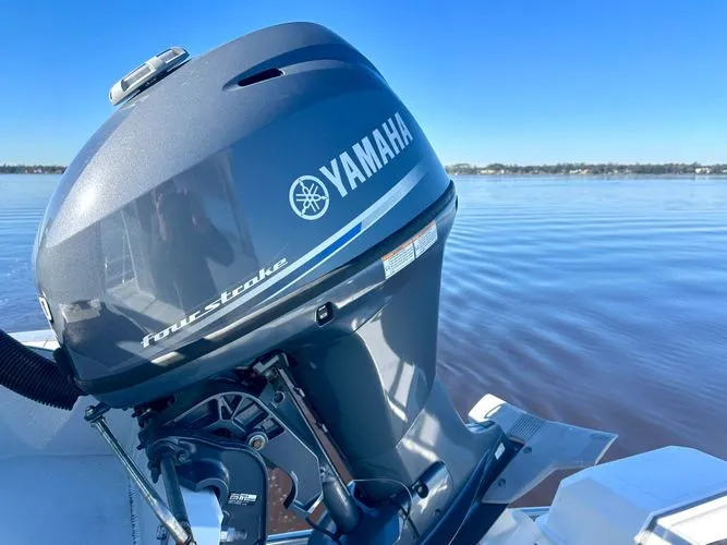 Slide: The Image of 2007 Defever E56 - Image 15 - 15