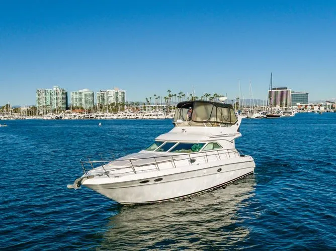 The Image of 2002 Sea Ray 400 Sedan Bridge - Image 1 - 1