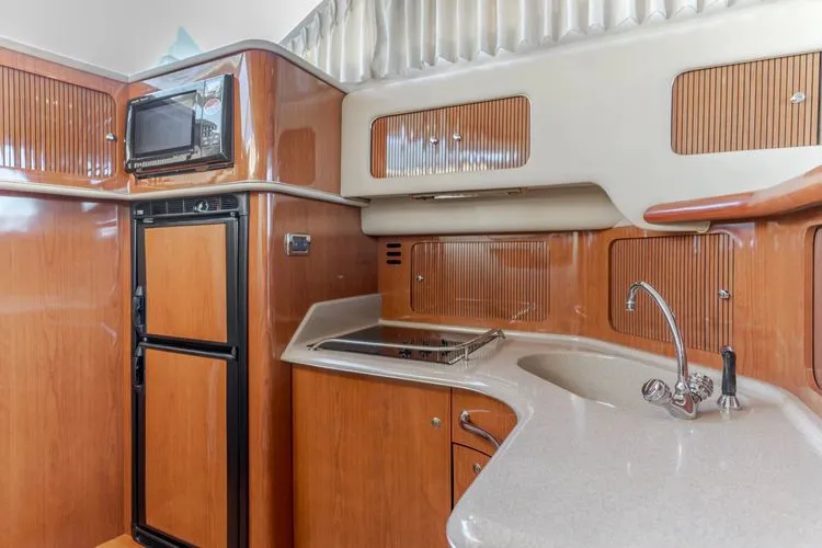 Slide: The Image of 2002 Sea Ray 400 Sedan Bridge - Image 23 - 23