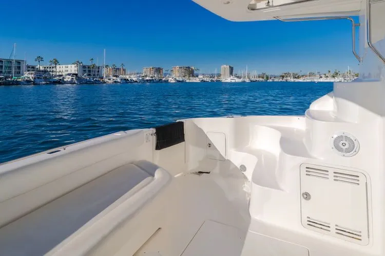 Slide: The Image of 2002 Sea Ray 400 Sedan Bridge - Image 26 - 26