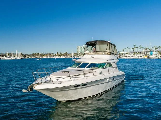 Slide: The Image of 2002 Sea Ray 400 Sedan Bridge - Image 6 - 6