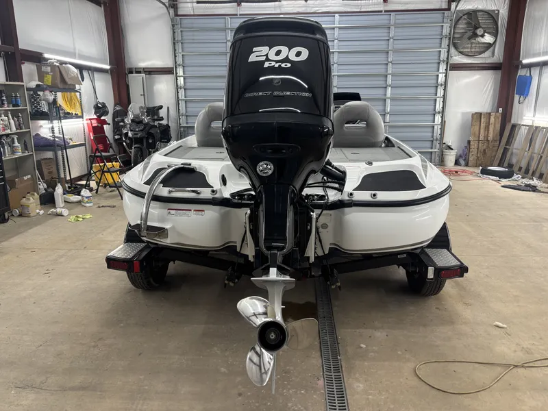 Slide: The Image of Nitro Z 19 PRO 2017 - 15