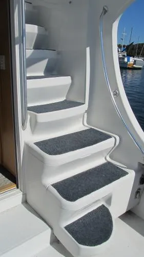 Slide: The Image of Luhrs 36 Convertible 2000 - 10